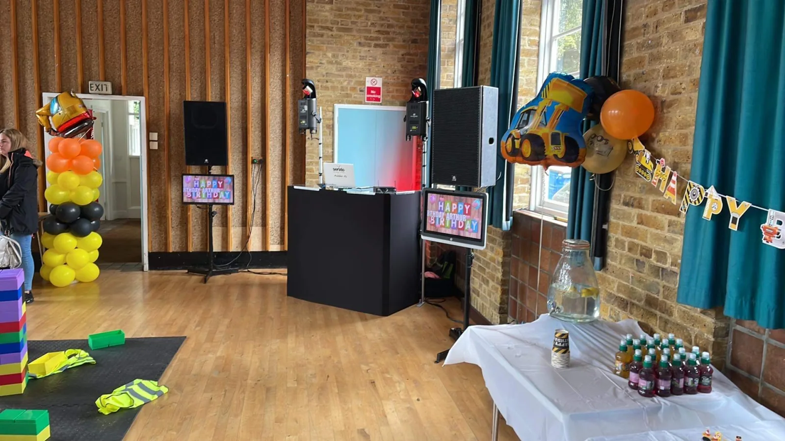 Karaoke Kids Party children's disco party